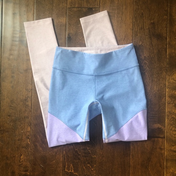 Outdoor Voices | Blue 7/8 Springs Leggings - Picture 2 of 9